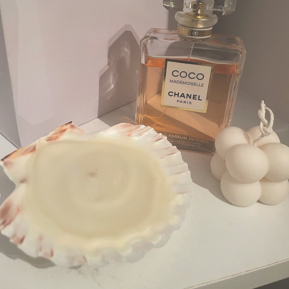 Decorative Shell Candle ✨